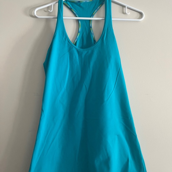 2 Lululemon racer back tanks - Picture 3 of 4